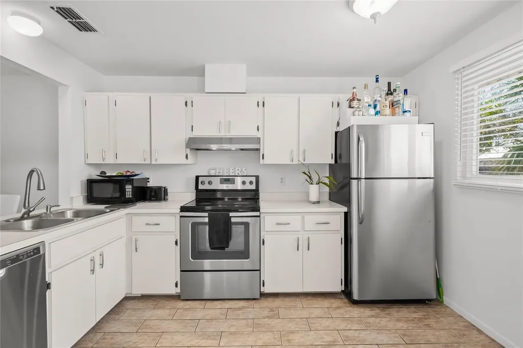 4909 Gulf Drive Holmes Beach FL 34217