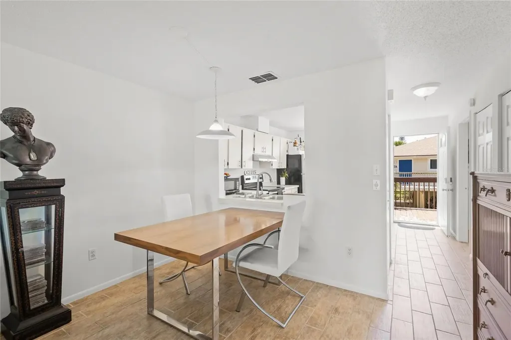 4909 Gulf Drive Holmes Beach FL 34217