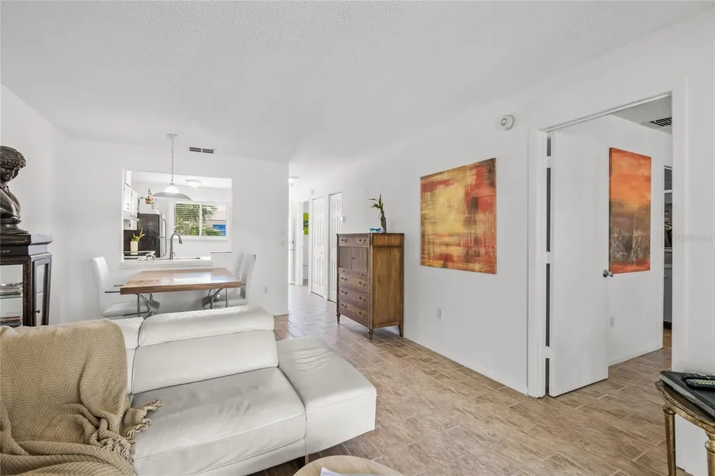 4909 Gulf Drive Holmes Beach FL 34217