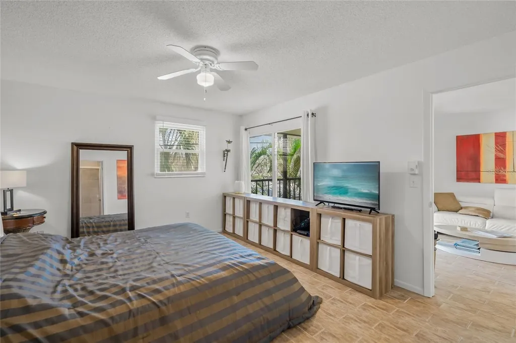 4909 Gulf Drive Holmes Beach FL 34217