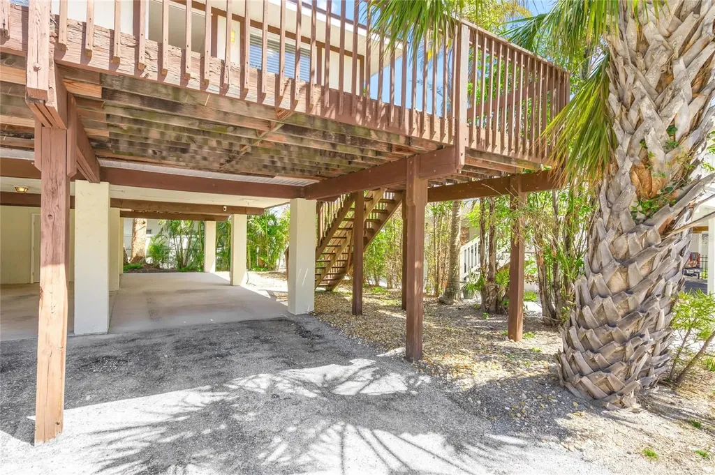 4909 Gulf Drive Holmes Beach FL 34217