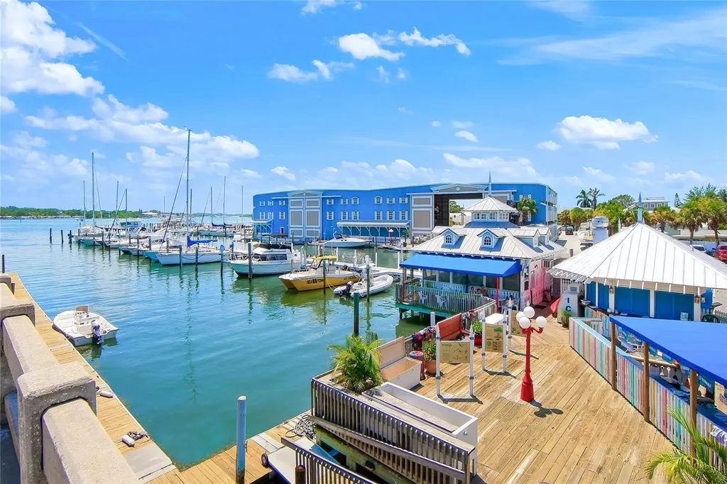 4909 Gulf Drive Holmes Beach FL 34217