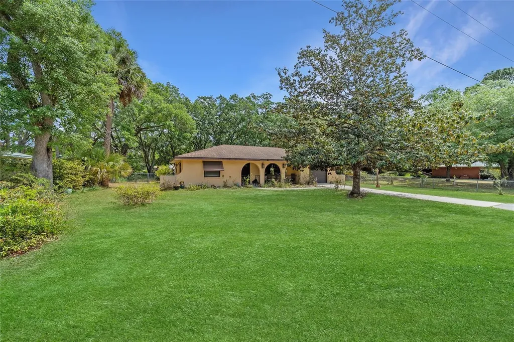 16405 SE 90th Court Summerfield FL 34491