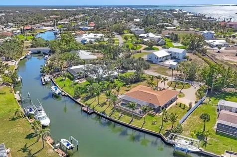 30 Buccaneer Bend Placida FL 33946
