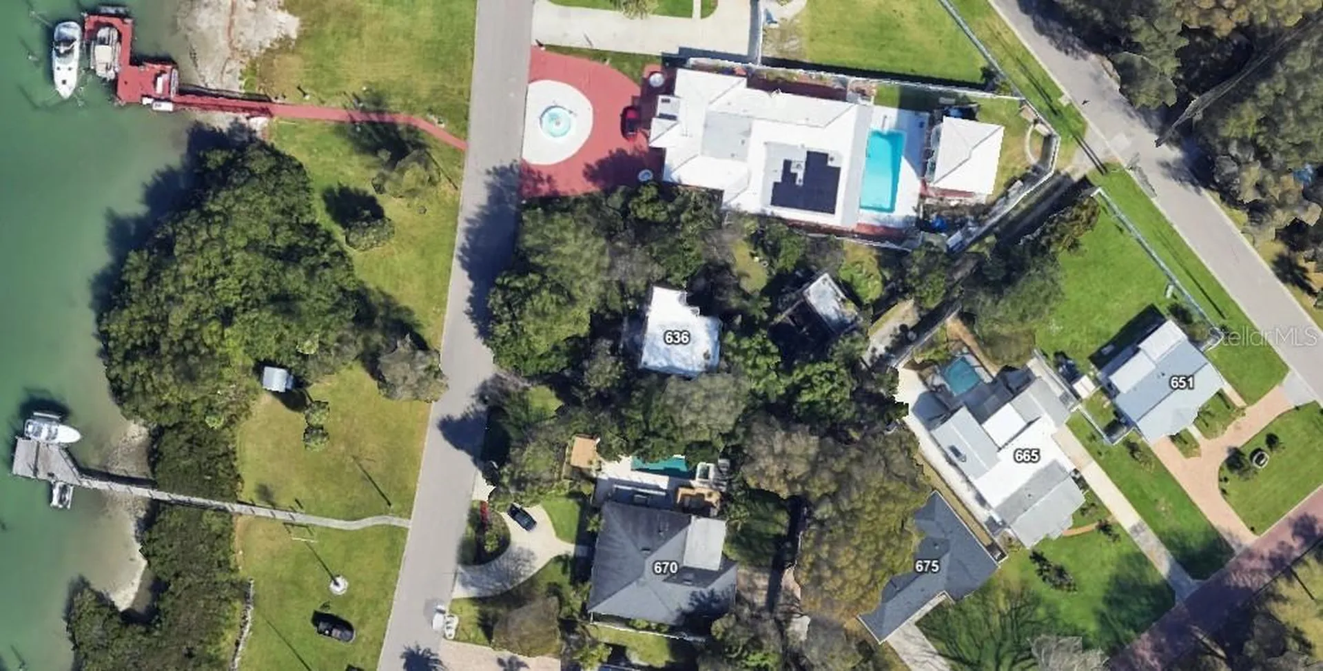 636 Sunset Drive S St Petersburg FL 33707