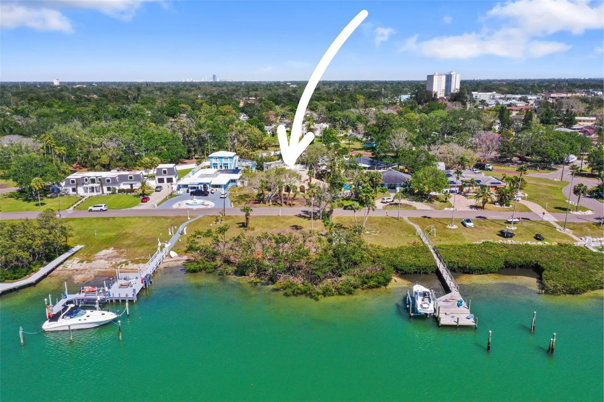636 Sunset Drive S St Petersburg FL 33707