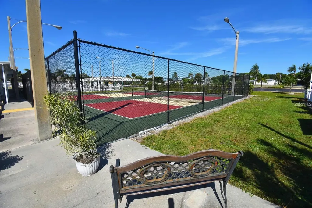 4722 Winged Foot Avenue Sarasota FL 34234