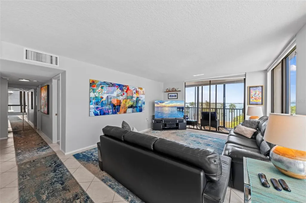 707 S Gulfstream Avenue Sarasota FL 34236