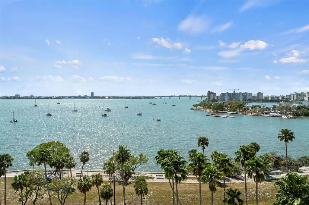 707 S Gulfstream Avenue Sarasota FL 34236