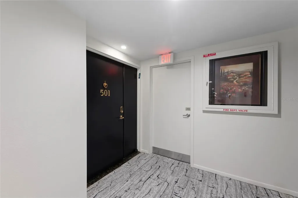 707 S Gulfstream Avenue Sarasota FL 34236