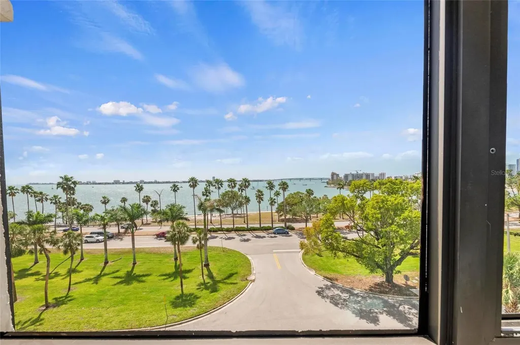 707 S Gulfstream Avenue Sarasota FL 34236