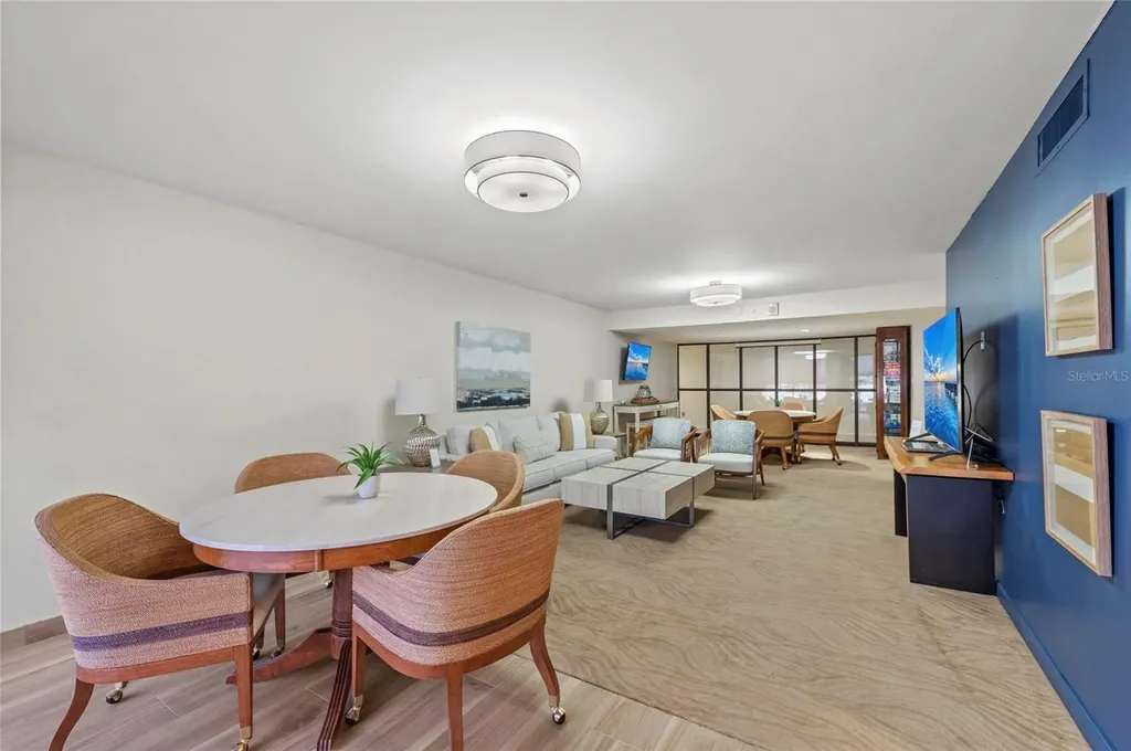 707 S Gulfstream Avenue Sarasota FL 34236