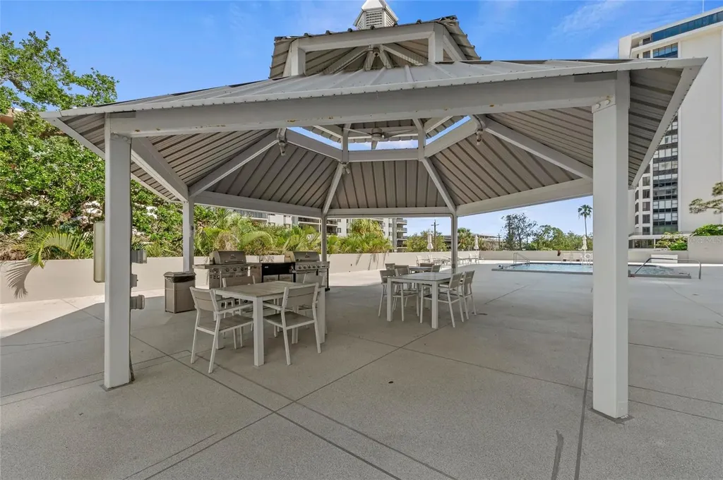 707 S Gulfstream Avenue Sarasota FL 34236