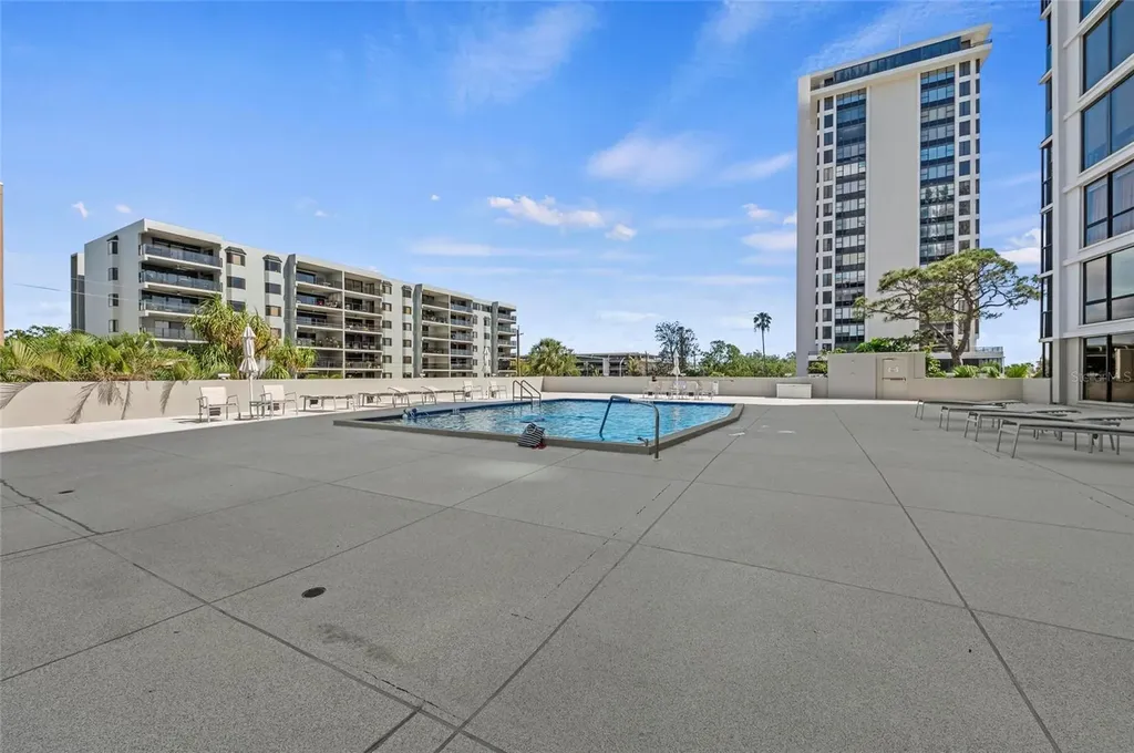 707 S Gulfstream Avenue Sarasota FL 34236