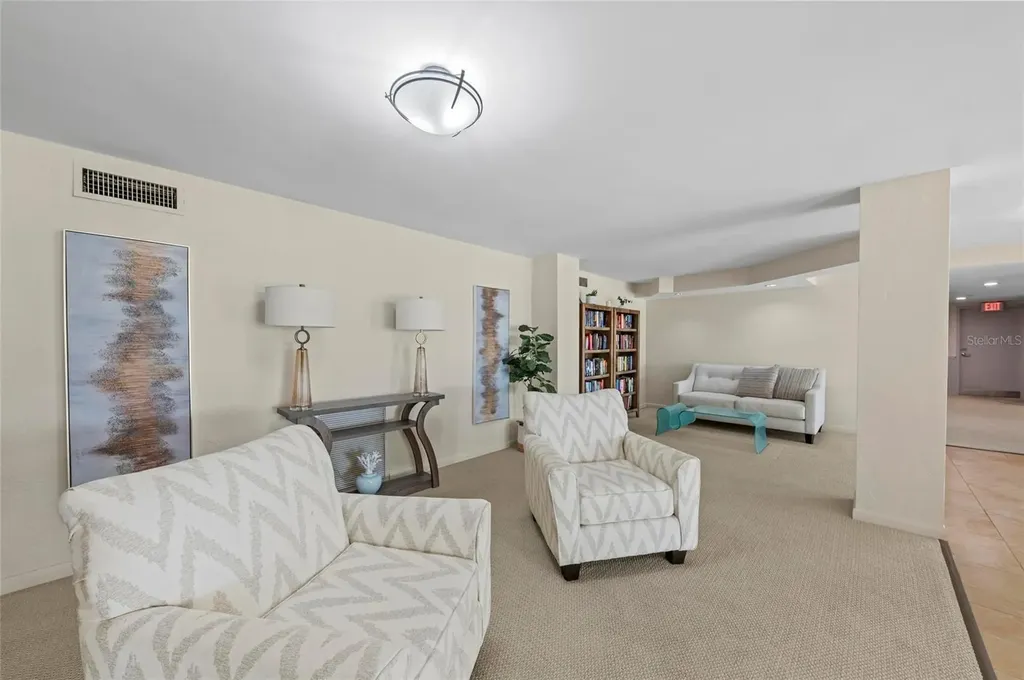 707 S Gulfstream Avenue Sarasota FL 34236