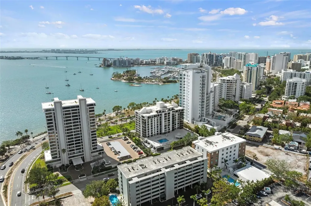 707 S Gulfstream Avenue Sarasota FL 34236