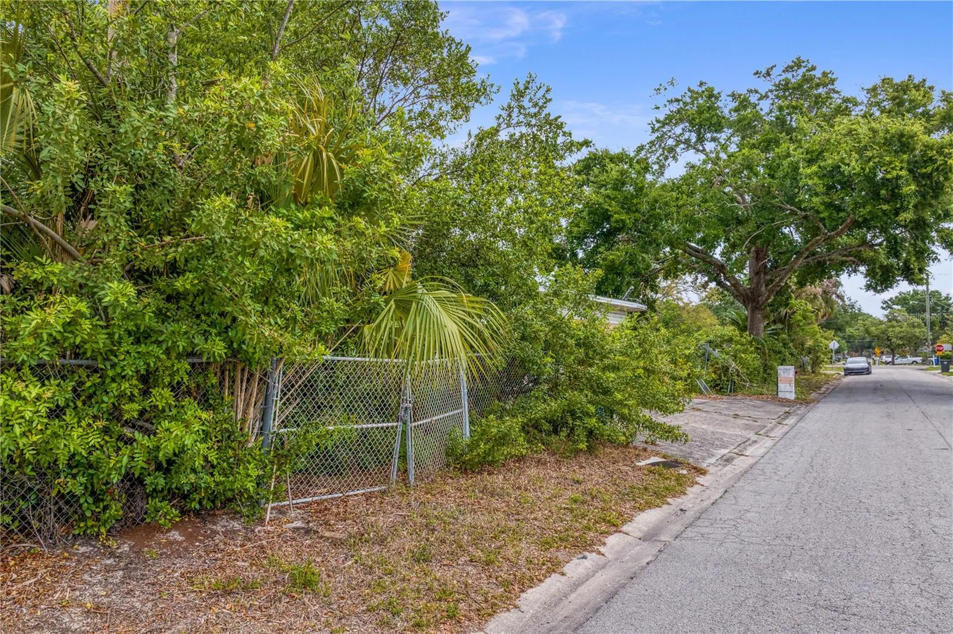 805 W 129th Avenue Tampa FL 33612