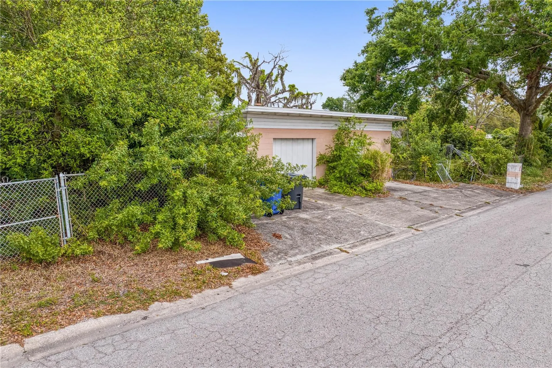 805 W 129th Avenue Tampa FL 33612