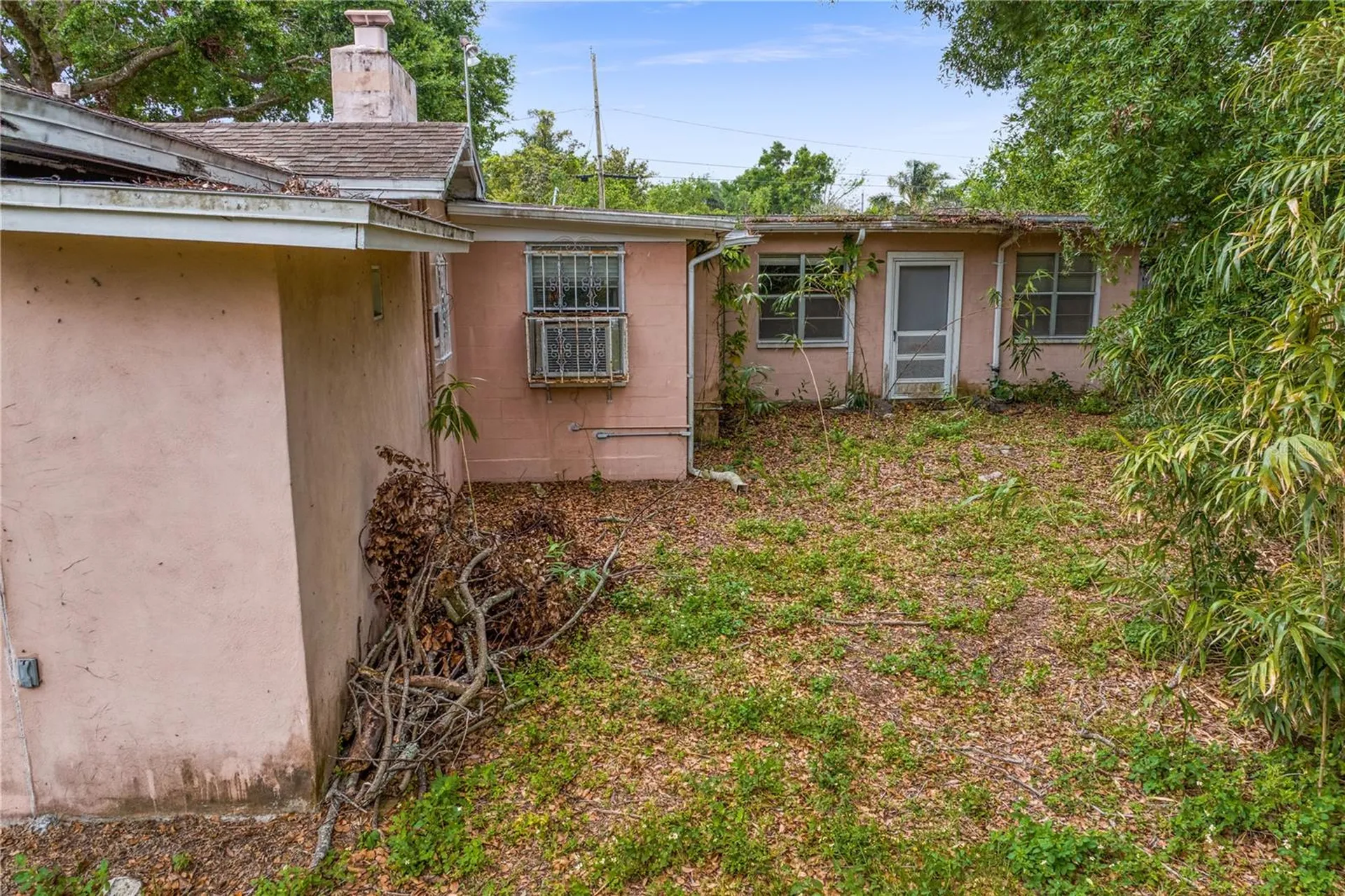 805 W 129th Avenue Tampa FL 33612