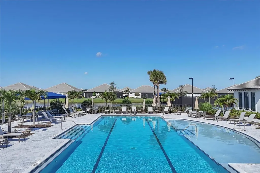 17902 Cherished Loop Lakewood Ranch FL 34211