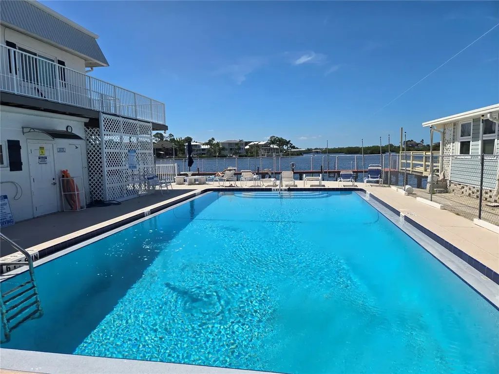 2043 Ketch Circle Palm Harbor FL 34683