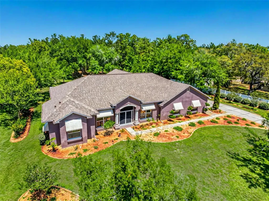 11053 Frigate Bird Avenue Weeki Wachee FL 34613