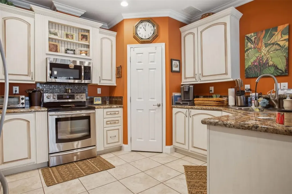 4851 W Gandy Boulevard Tampa FL 33611