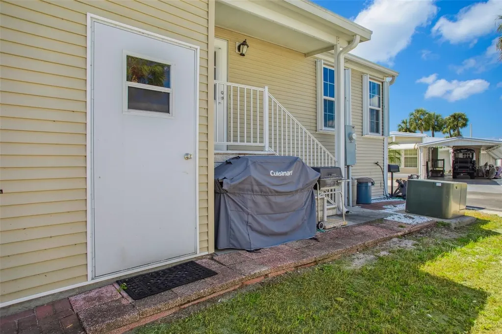 4851 W Gandy Boulevard Tampa FL 33611