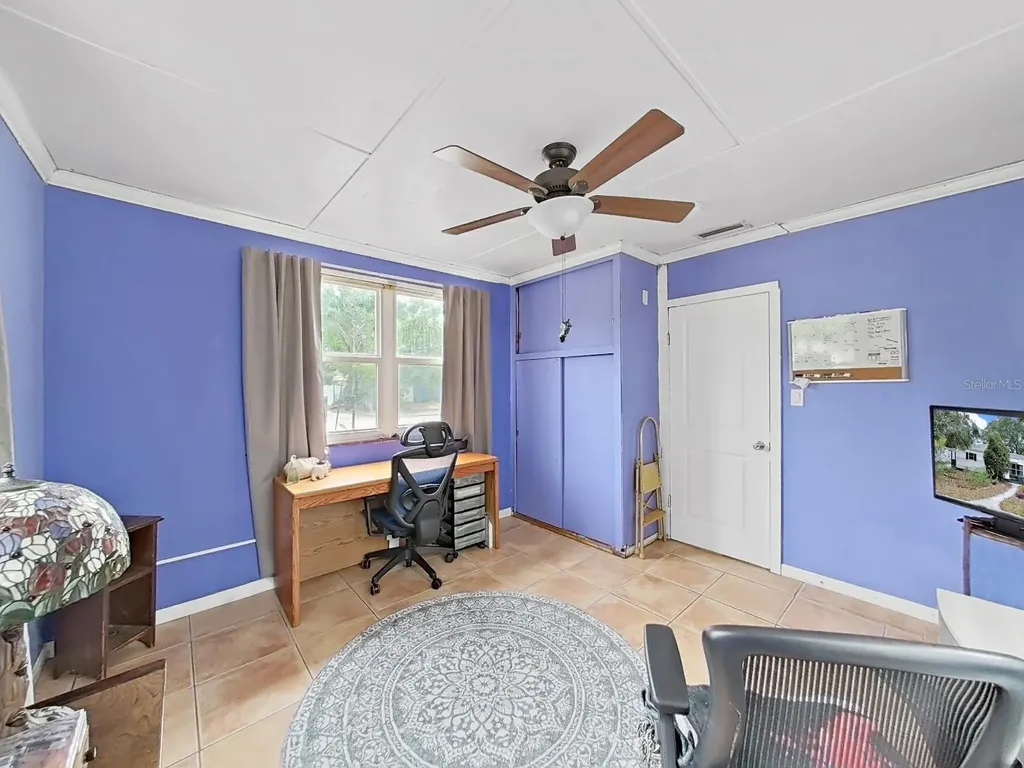 235 38th Street S St Petersburg FL 33711