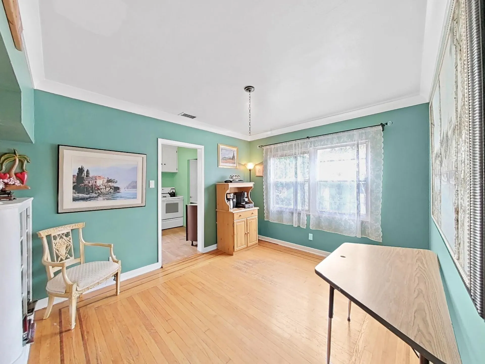 235 38th Street S St Petersburg FL 33711