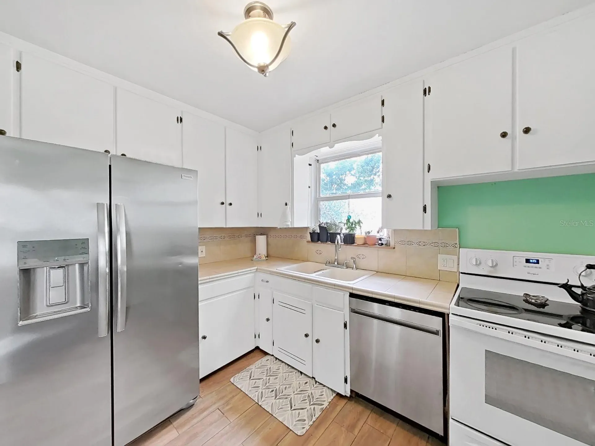 235 38th Street S St Petersburg FL 33711