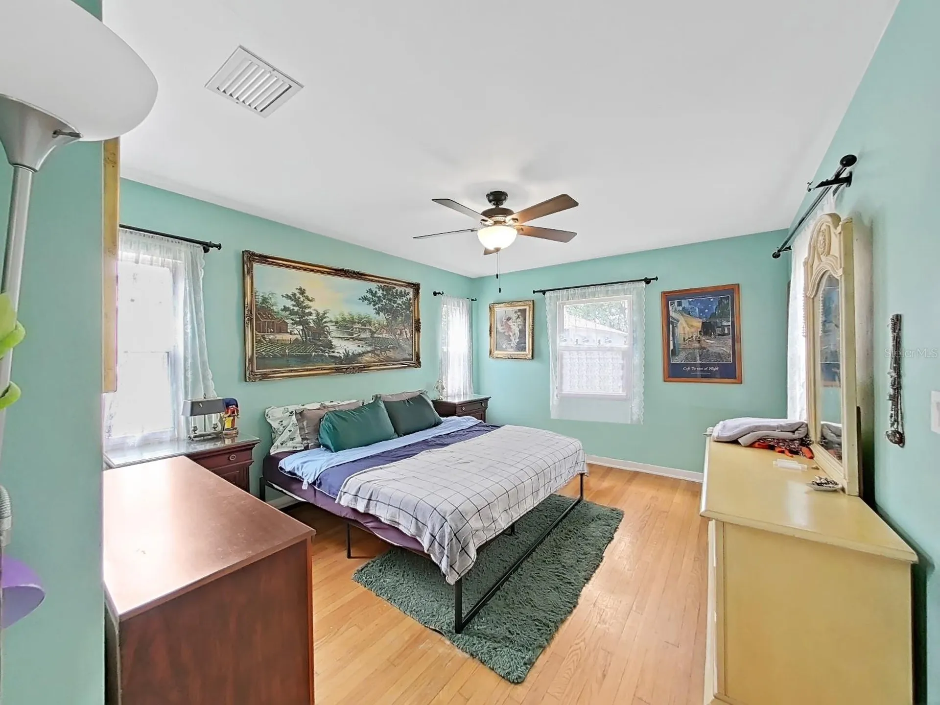 235 38th Street S St Petersburg FL 33711