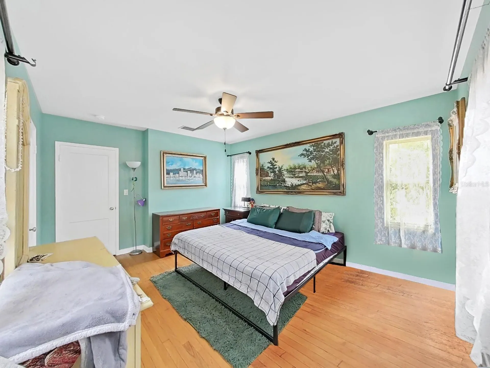 235 38th Street S St Petersburg FL 33711