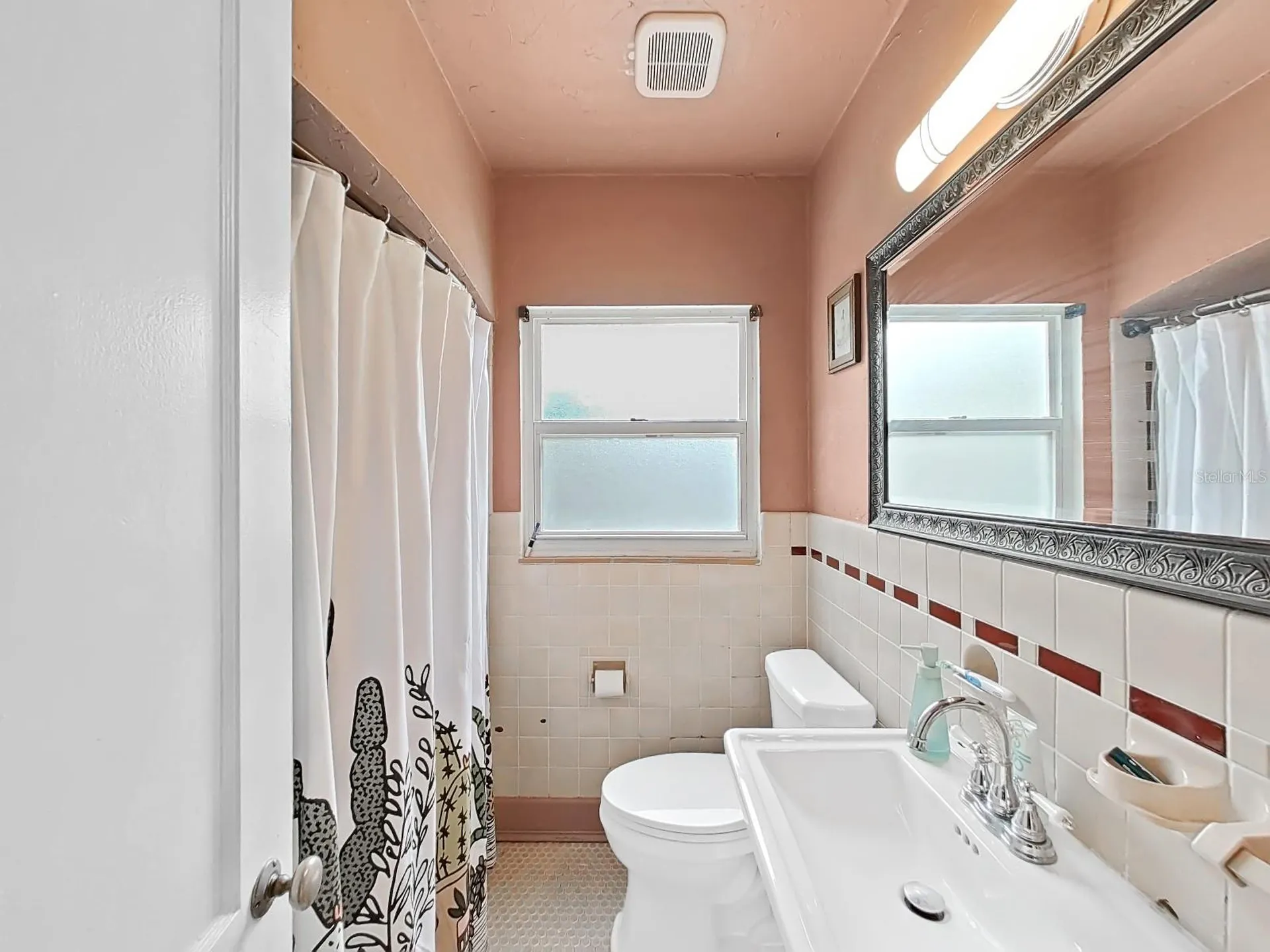 235 38th Street S St Petersburg FL 33711