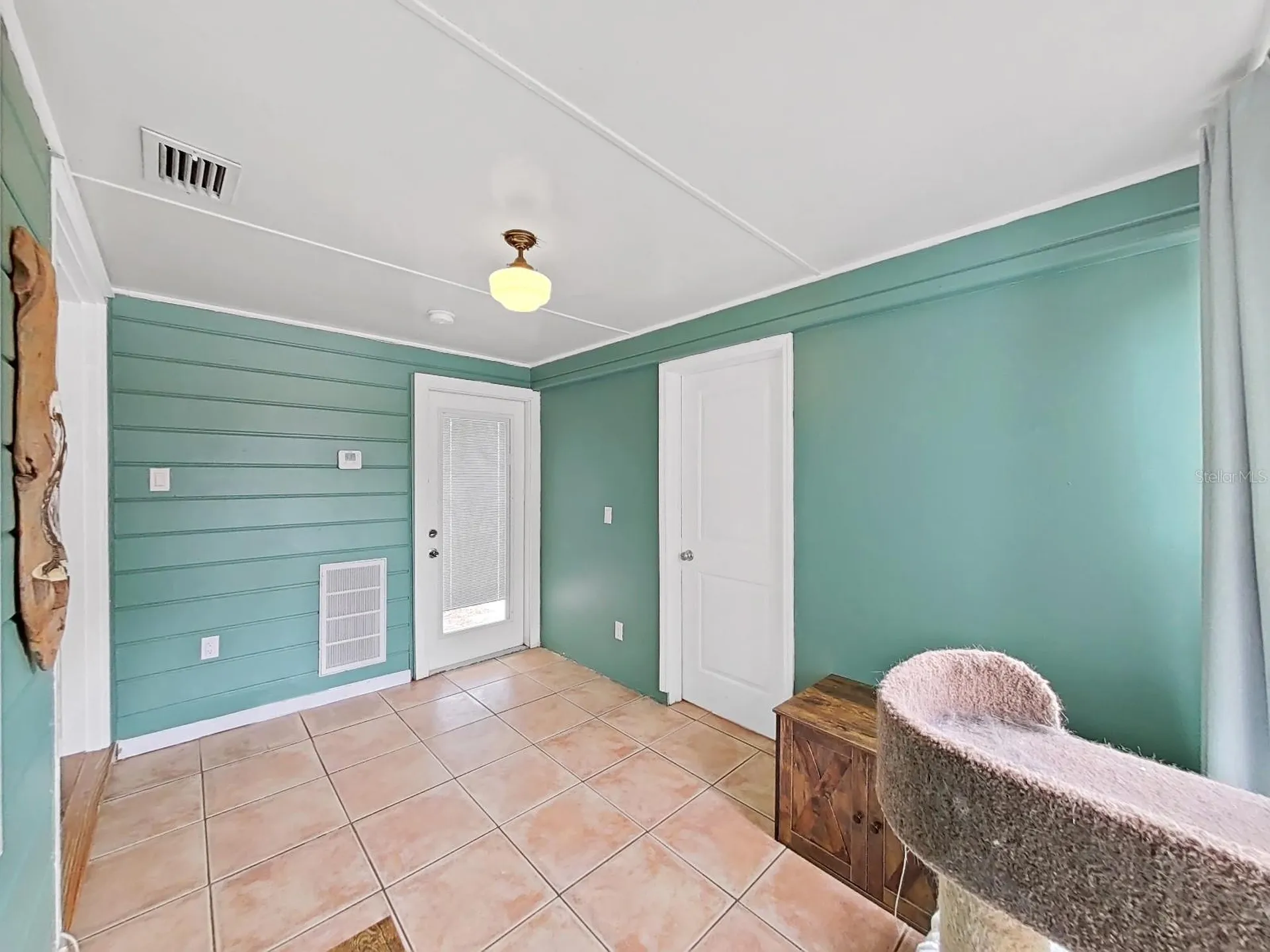 235 38th Street S St Petersburg FL 33711