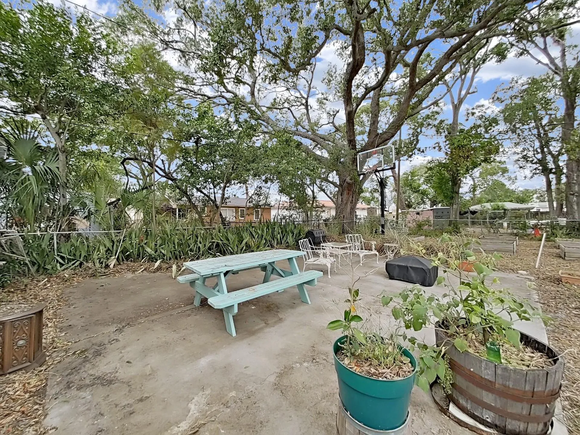 235 38th Street S St Petersburg FL 33711