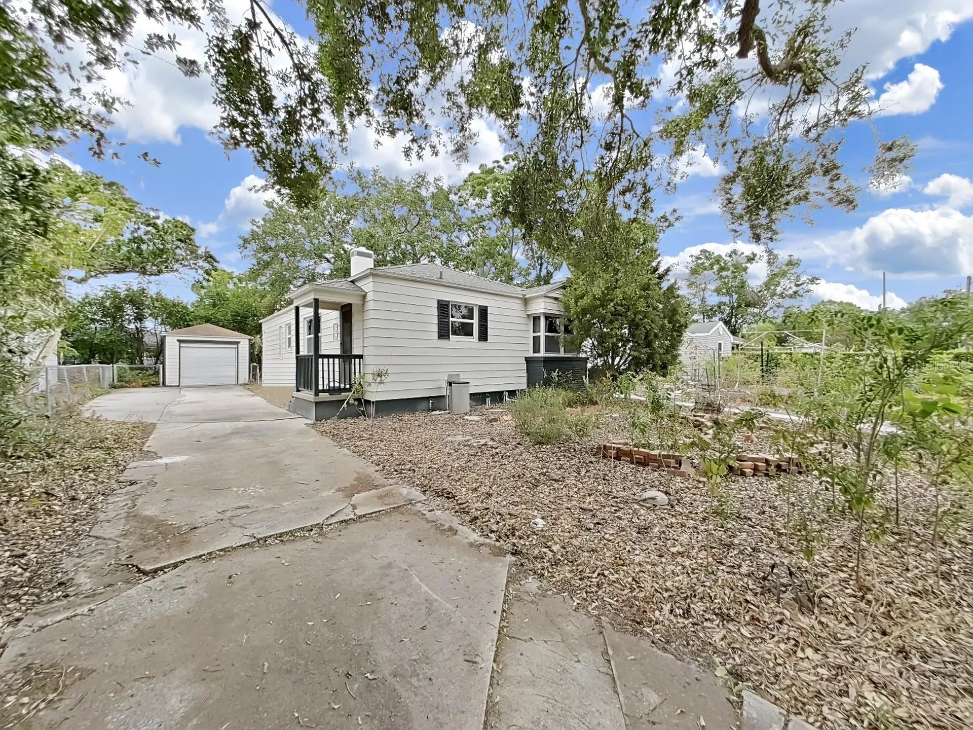 235 38th Street S St Petersburg FL 33711