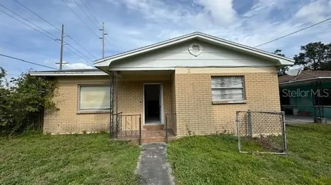 2402 Thrace Street Tampa FL 33605