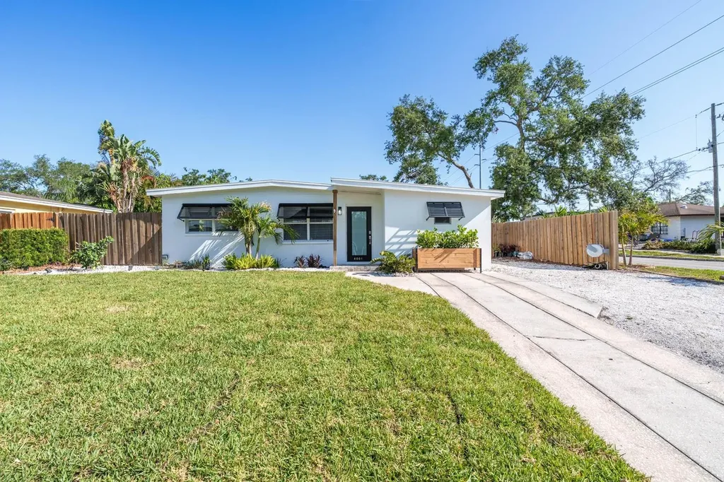 4001 W North A Street Tampa FL 33609