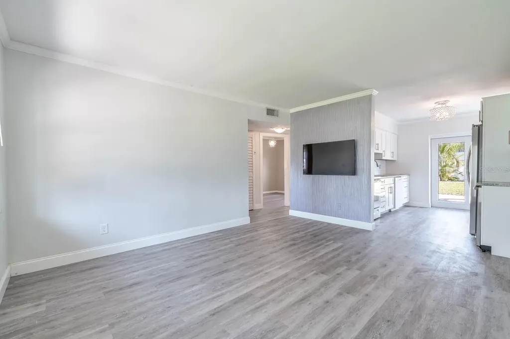 4001 W North A Street Tampa FL 33609