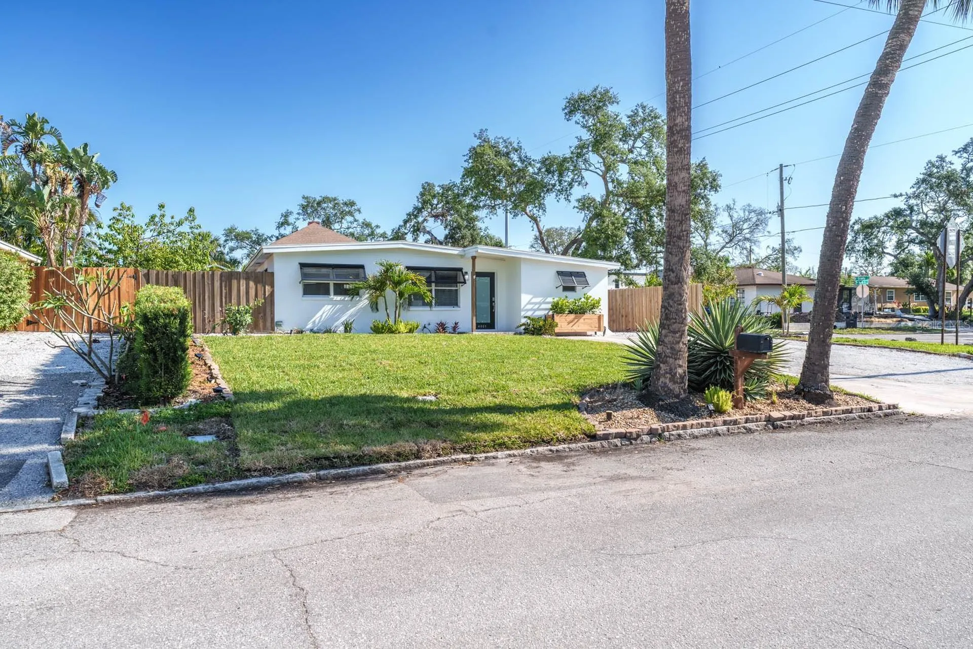 4001 W North A Street Tampa FL 33609