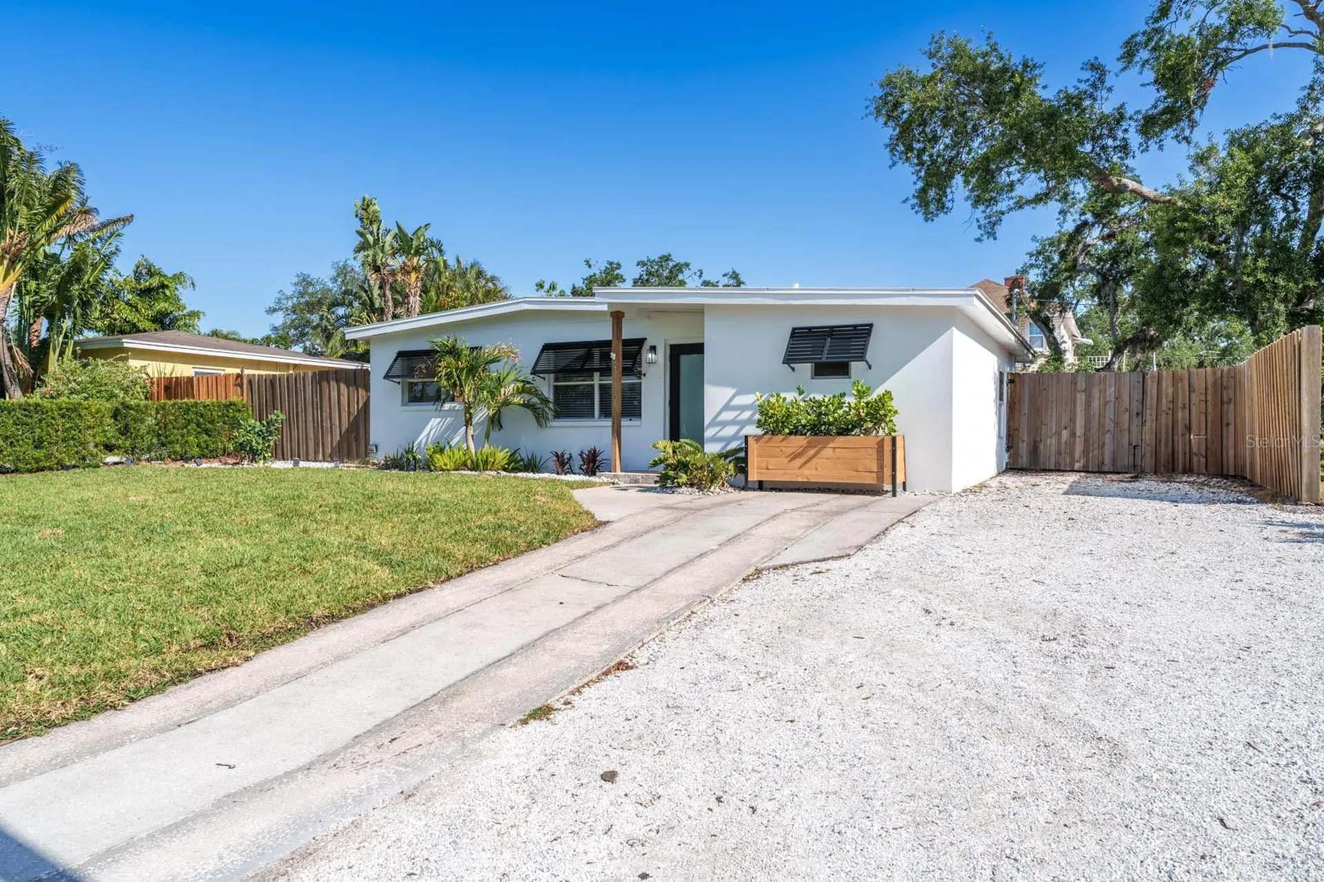 4001 W North A Street Tampa FL 33609