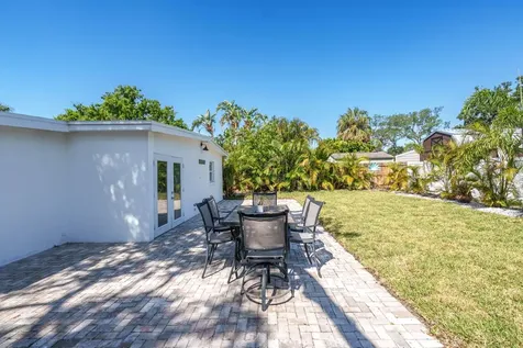 4001 W North A Street Tampa FL 33609