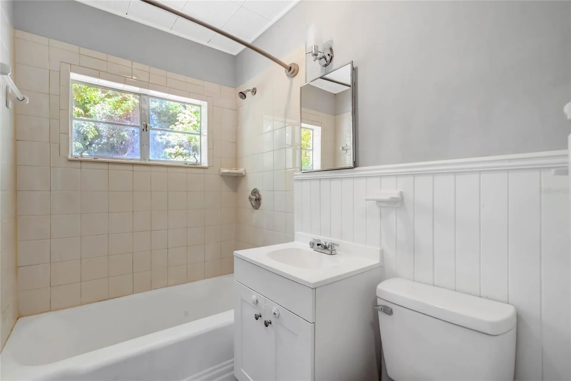 322 N Frankfort Avenue Deland FL 32724
