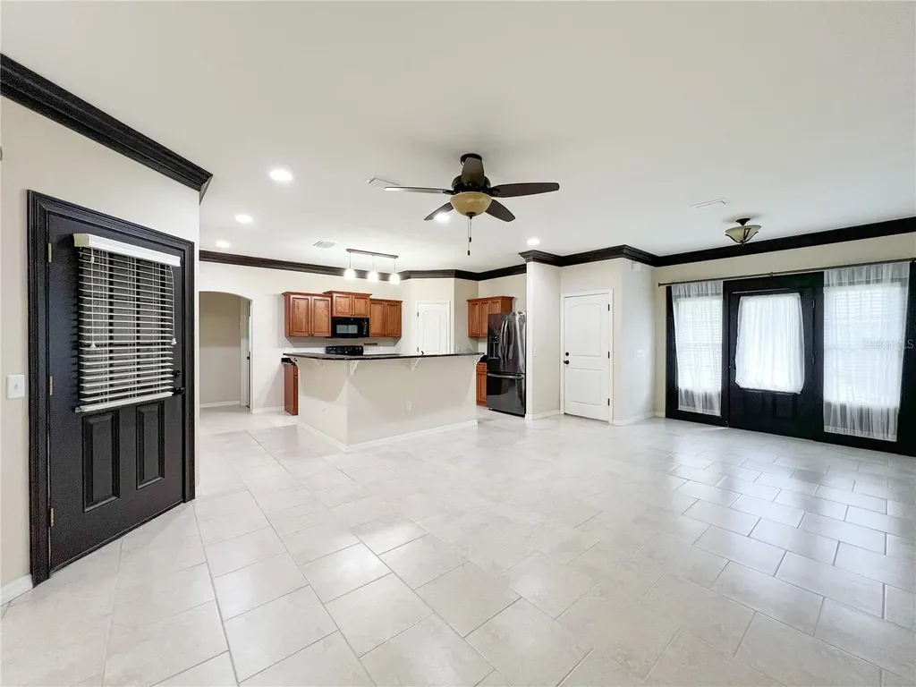 19176 NW 228th Street High Springs FL 32643
