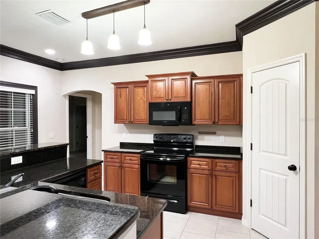 19176 NW 228th Street High Springs FL 32643