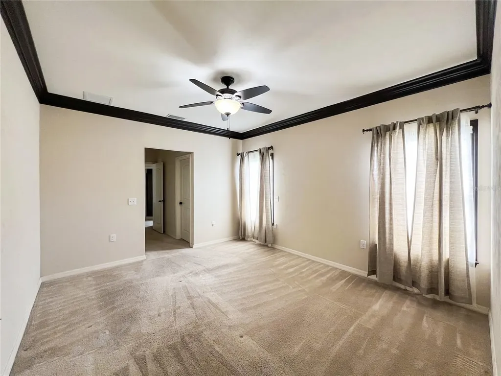 19176 NW 228th Street High Springs FL 32643