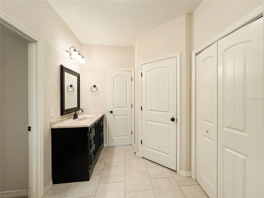19176 NW 228th Street High Springs FL 32643