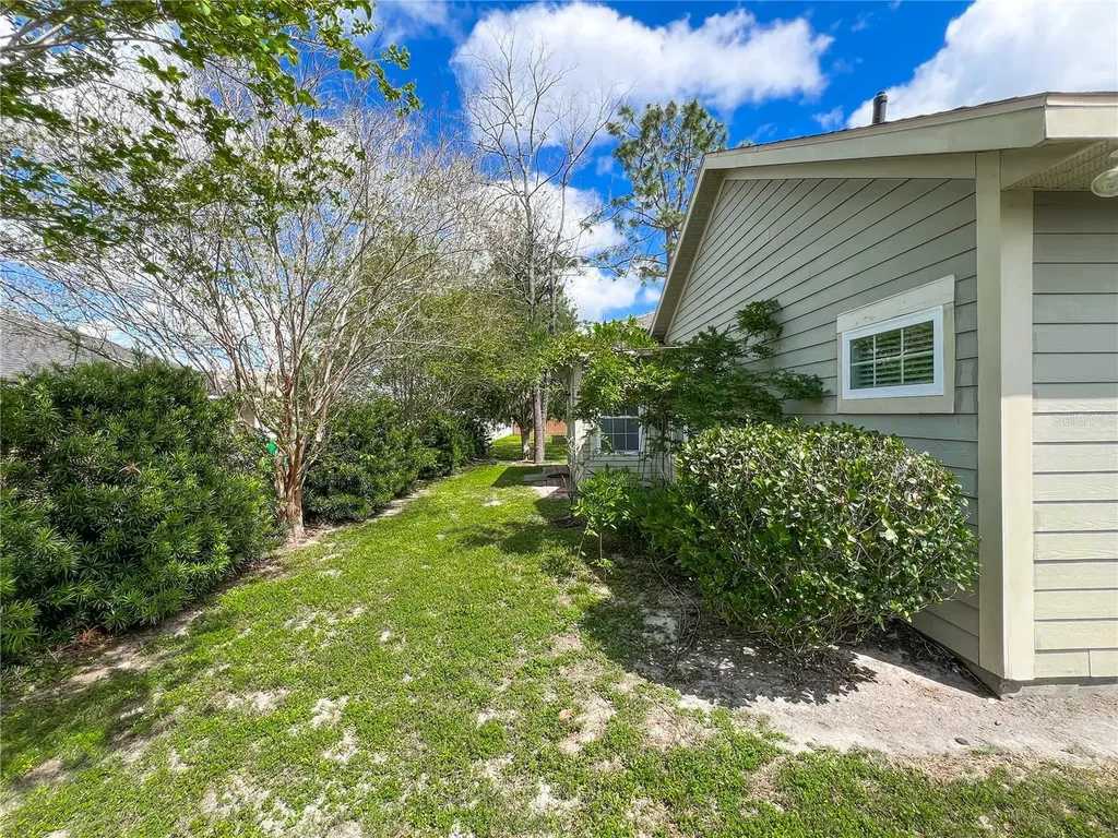 19176 NW 228th Street High Springs FL 32643