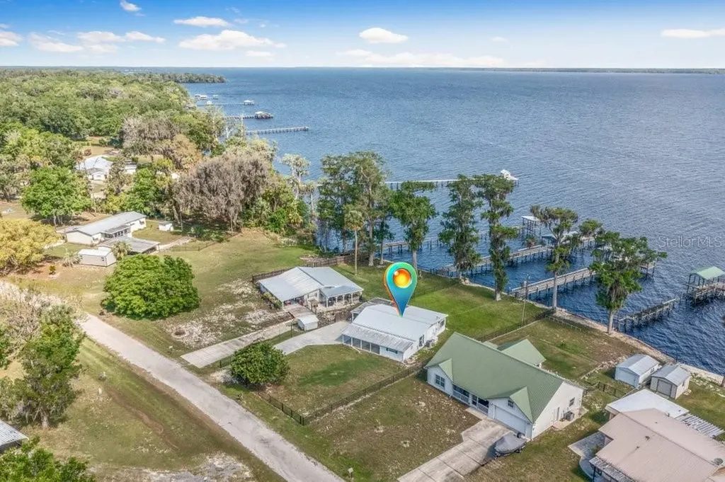 146 Crest Breeze Manor Crescent City FL 32112